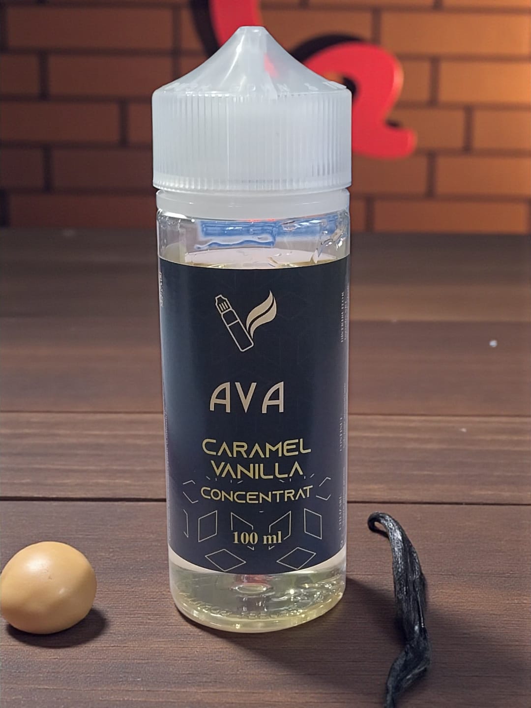 romă concentrată vanilie și caramel – esență intensă, dulce și cremoasă, perfectă pentru compoziții aromatice și proiecte DIY.